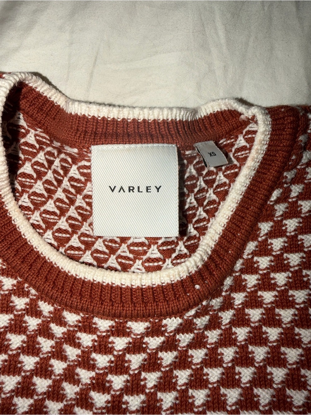 Varley jenson stitch White Houndstooth Knit Vest - Picture 2 of 4